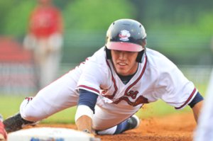 Can Jose Peraza steal his way into fantasy owner's hearts? 